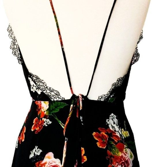 Forever 21 Rose & Lace Open Back Maxi Dress - Picture 4 of 7